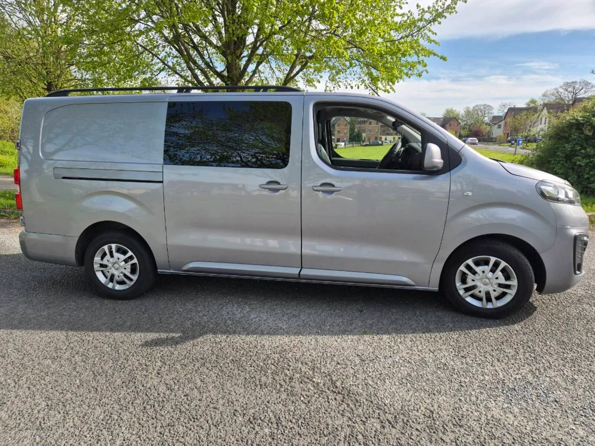 Opel vivaro 2020,crewcab new cvrt - Image 3