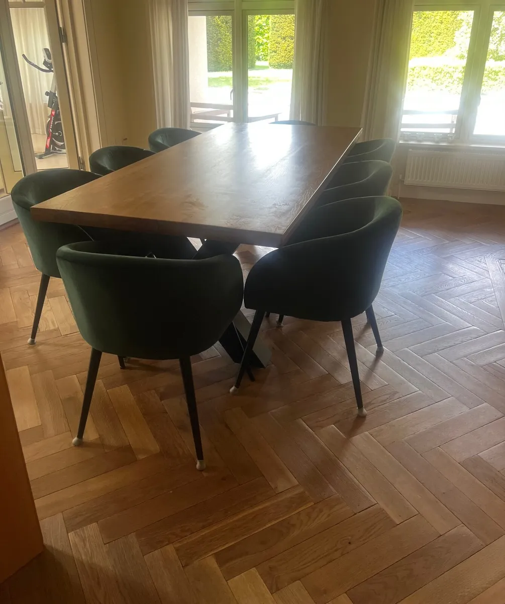 Dining Table & Chairs - Image 1
