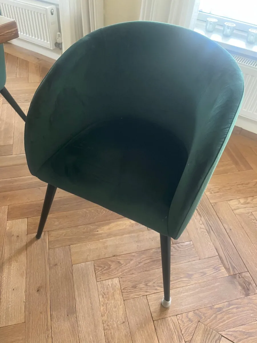 Dining Table & Chairs - Image 4