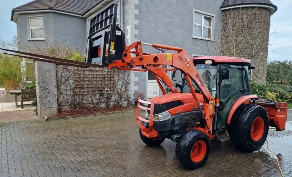 Kubota L4240-II 44hp Compact Tractor 900 hours - Image 4