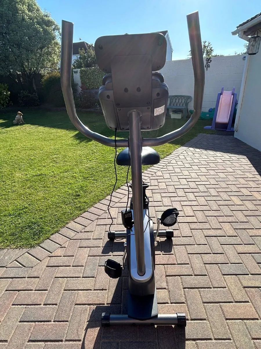 Exercise bike - Image 2