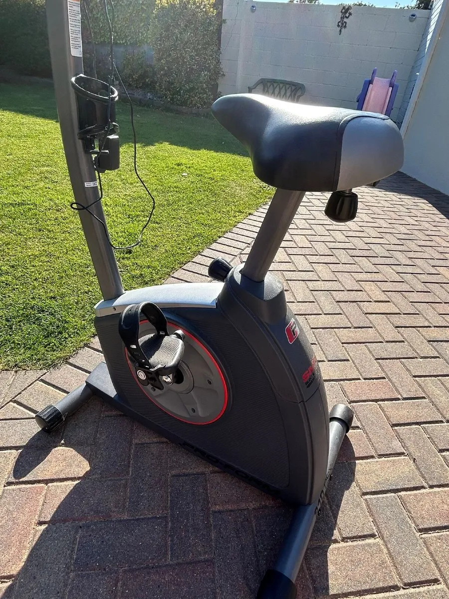 Exercise bike - Image 3