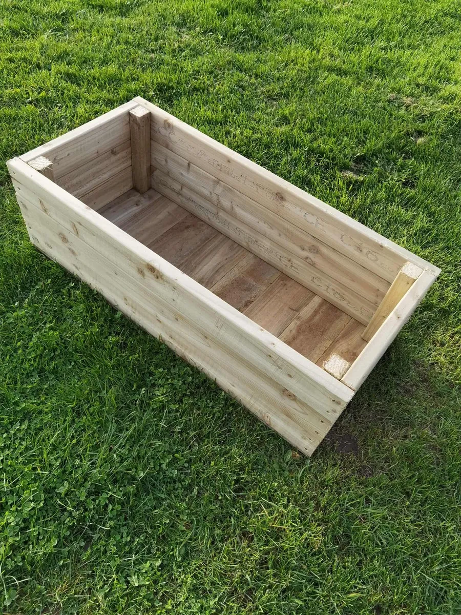 Planter box - Image 1