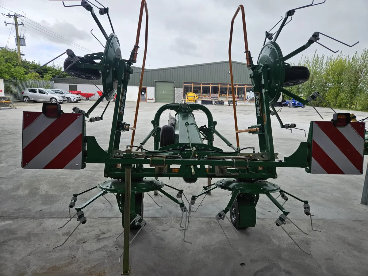 malone 570 tedder in stock 0% finace - Image 2