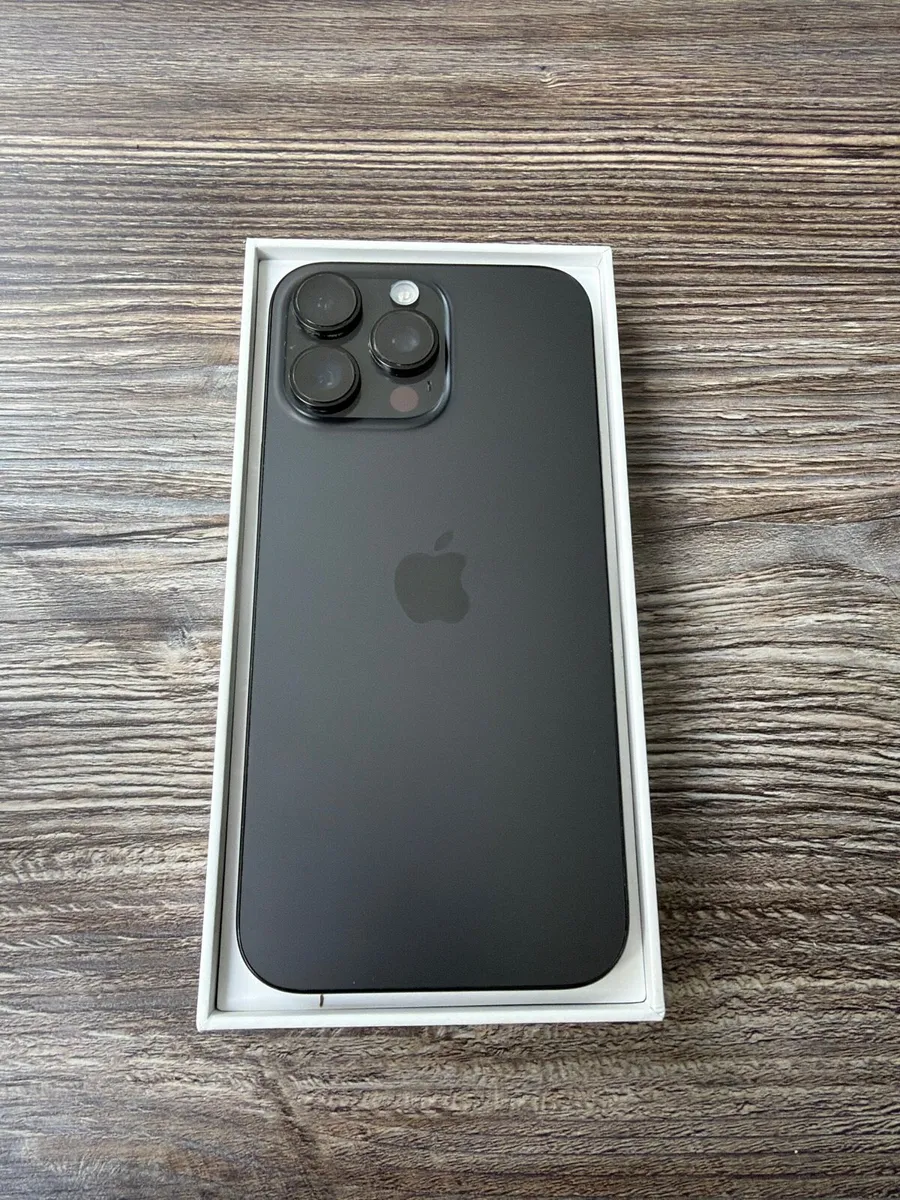 iPhone 16 Pro Max, 512 GB - Image 3