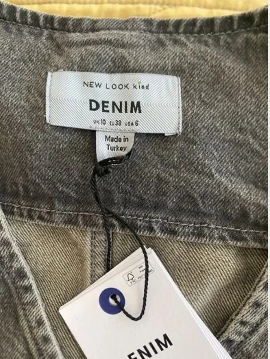 New Look Grey Crop Denim Waistcoat Size 10 UK - Image 4