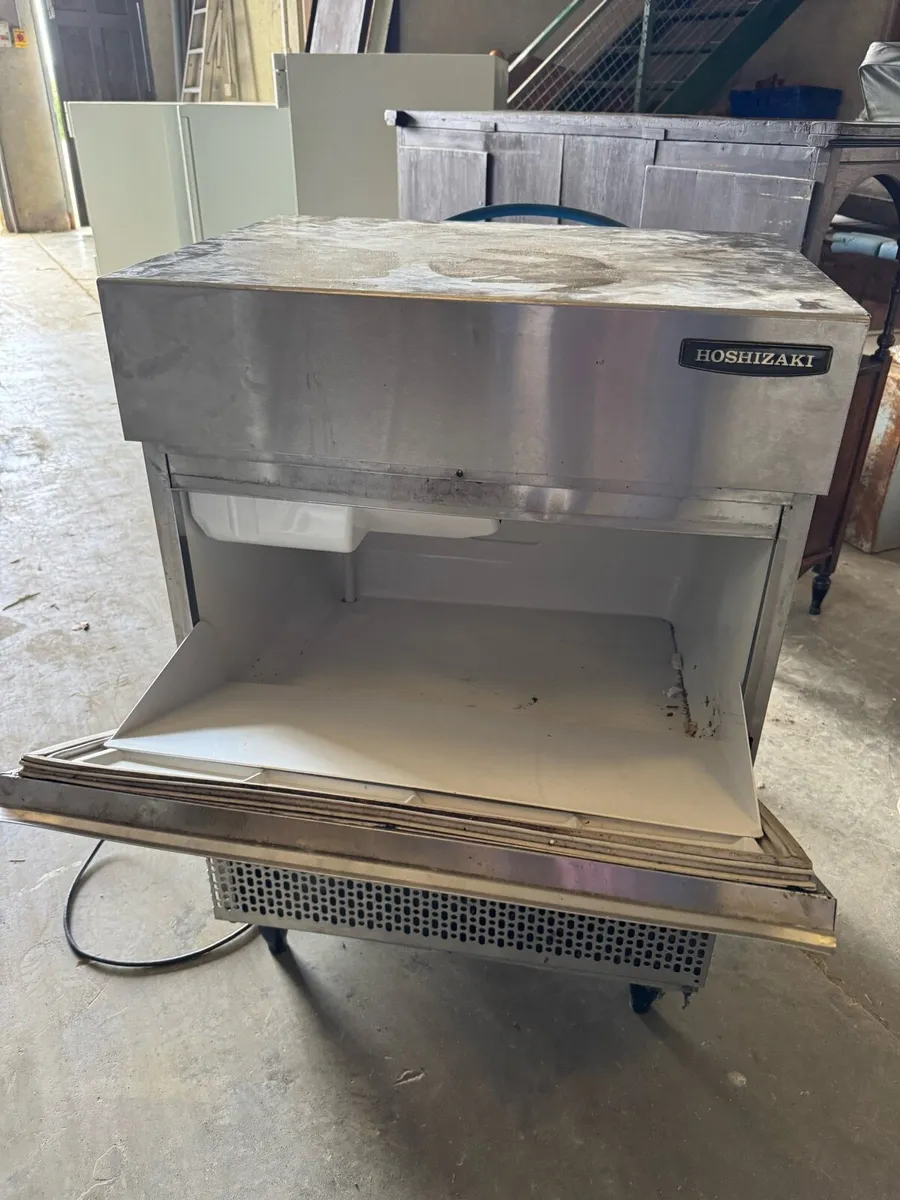 Pub equipment - Image 1