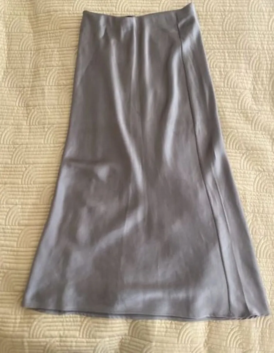 Zara satin skirt size S - Image 1