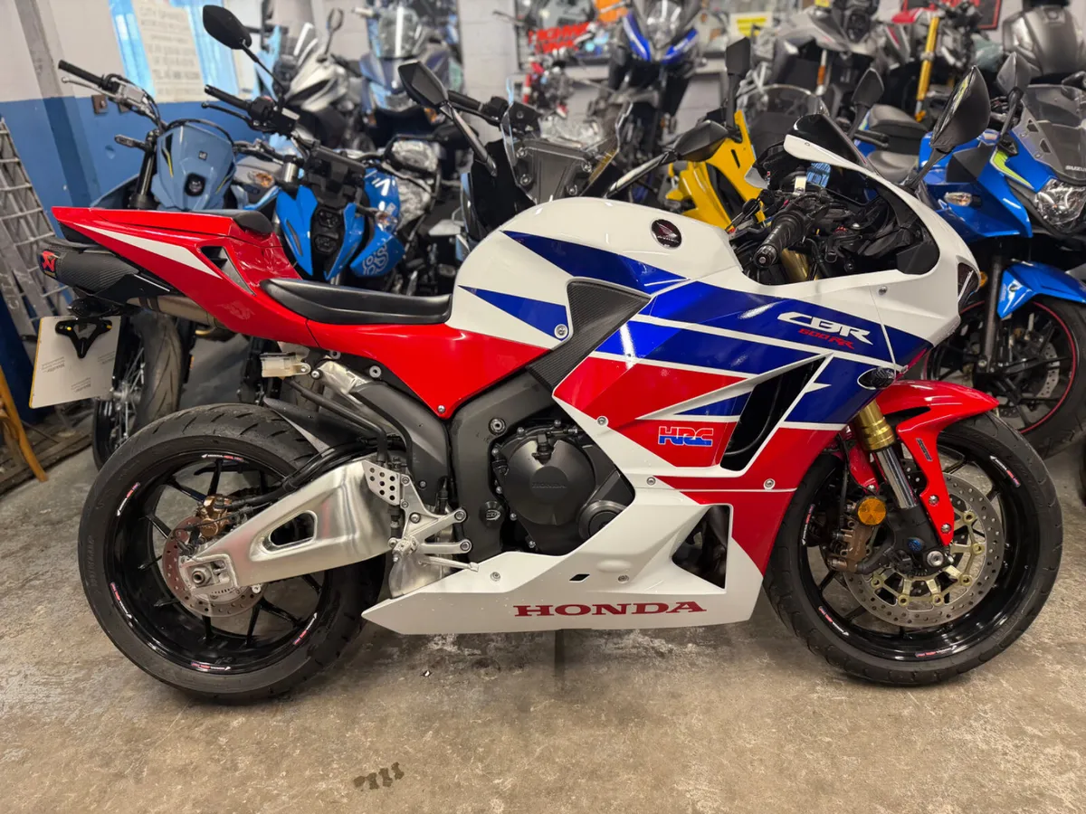2015 Honda CBR600RR. - Image 1