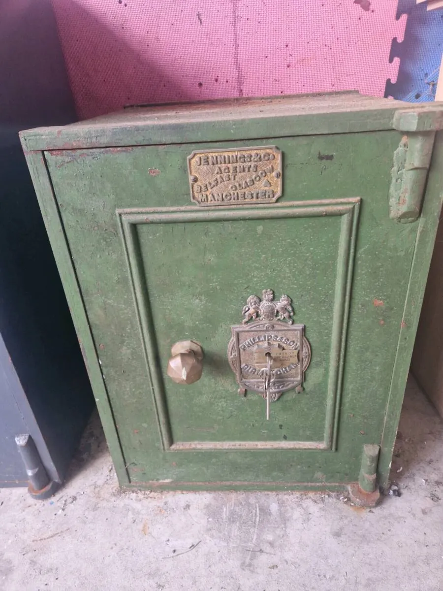 Safes - Image 2