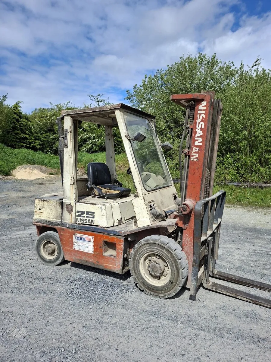 Nissan Forklift - Image 1