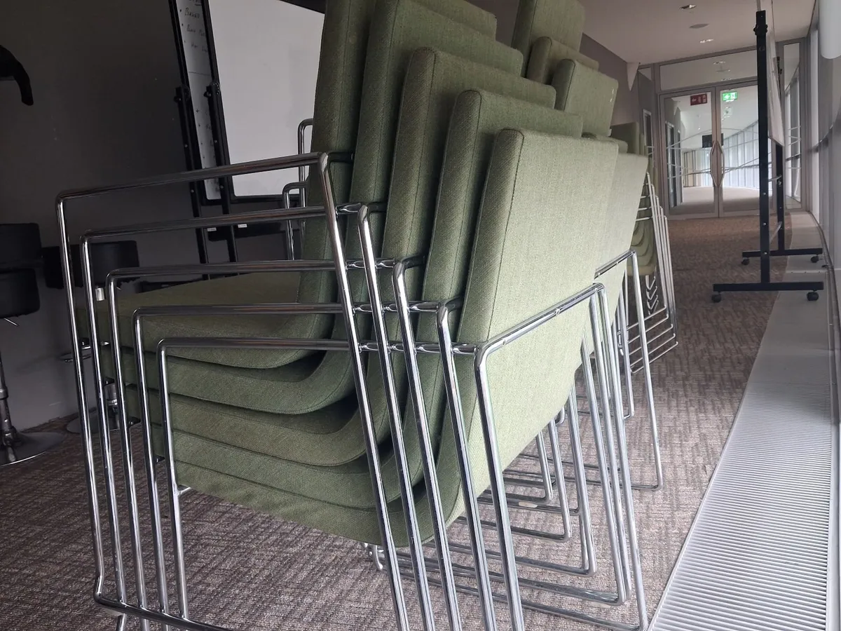 Online Auction Of Various Stackable Chairs - Image 4