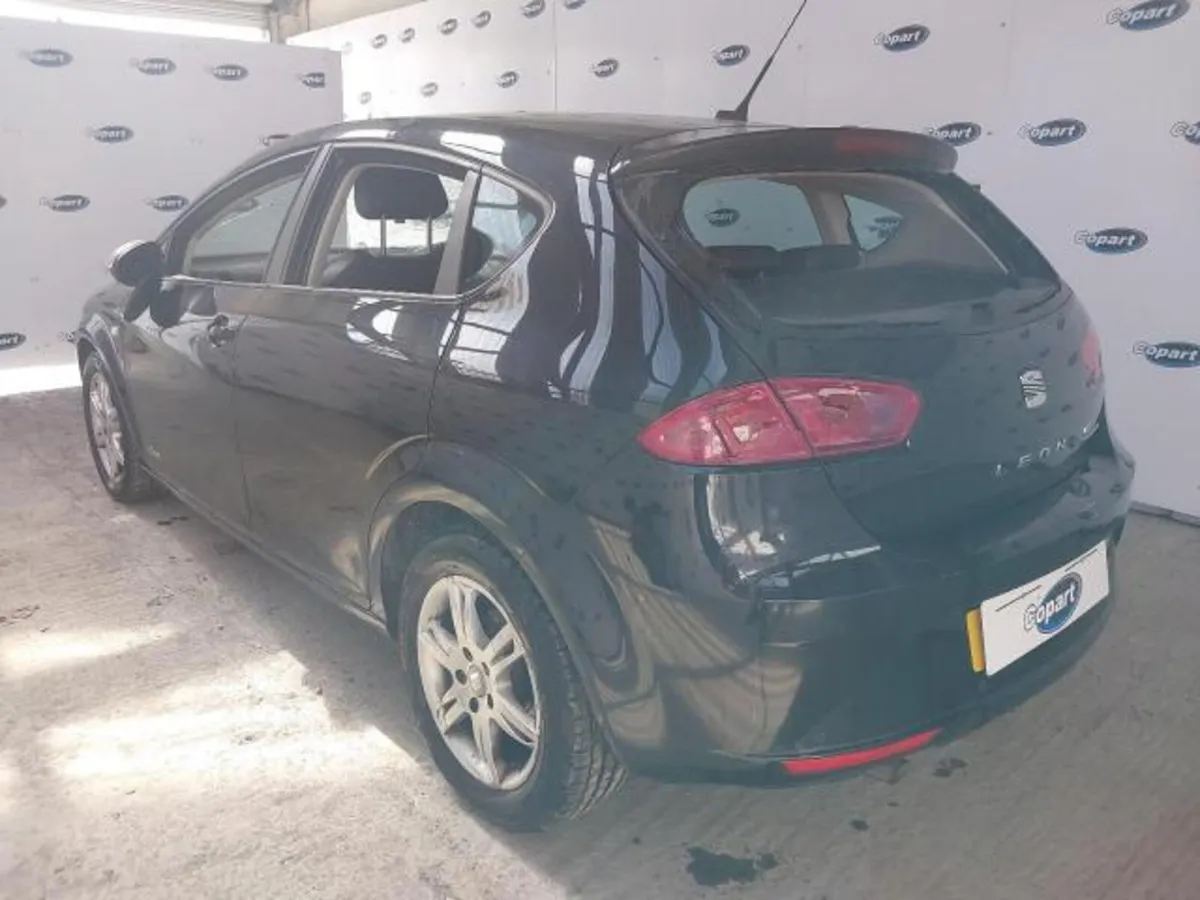 2012 Seat Leon WHITE BLACK GRAY 1.6TDI BREAKING - Image 4