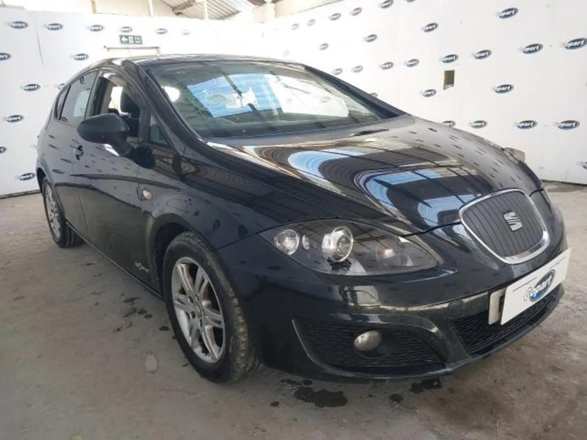 2012 Seat Leon WHITE BLACK GRAY 1.6TDI BREAKING - Image 2