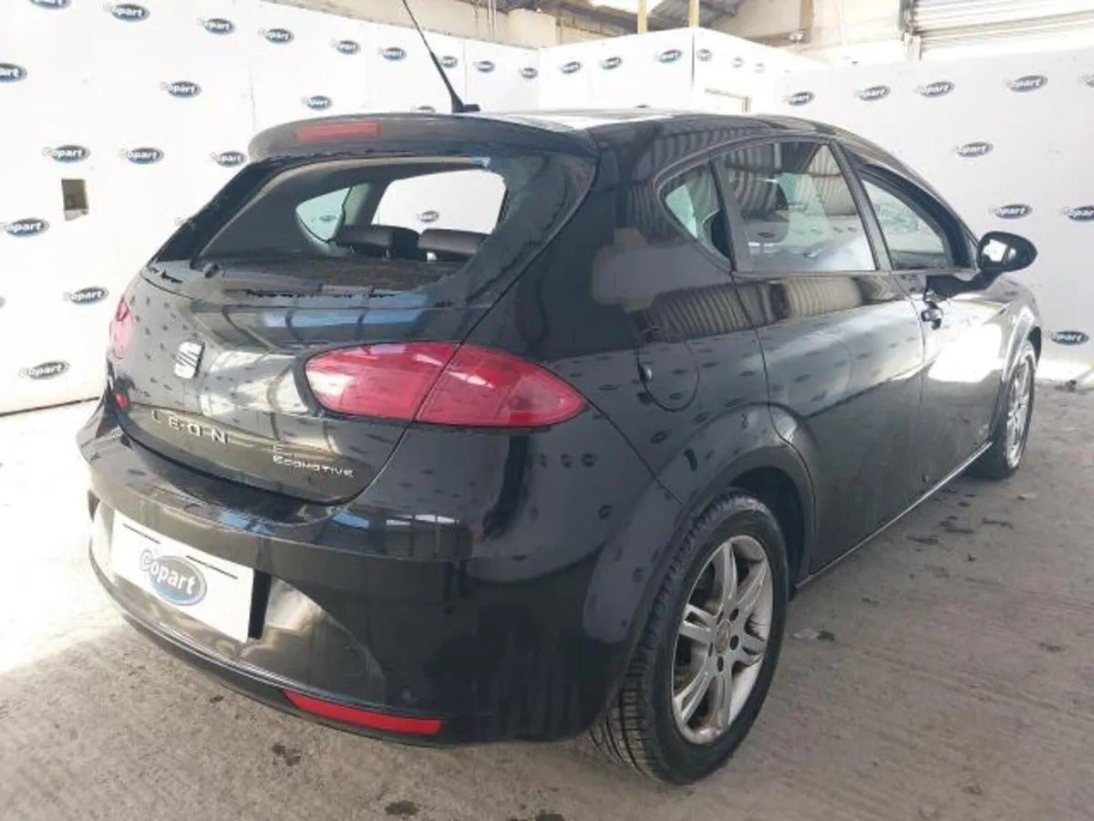 2012 Seat Leon WHITE BLACK GRAY 1.6TDI BREAKING - Image 3
