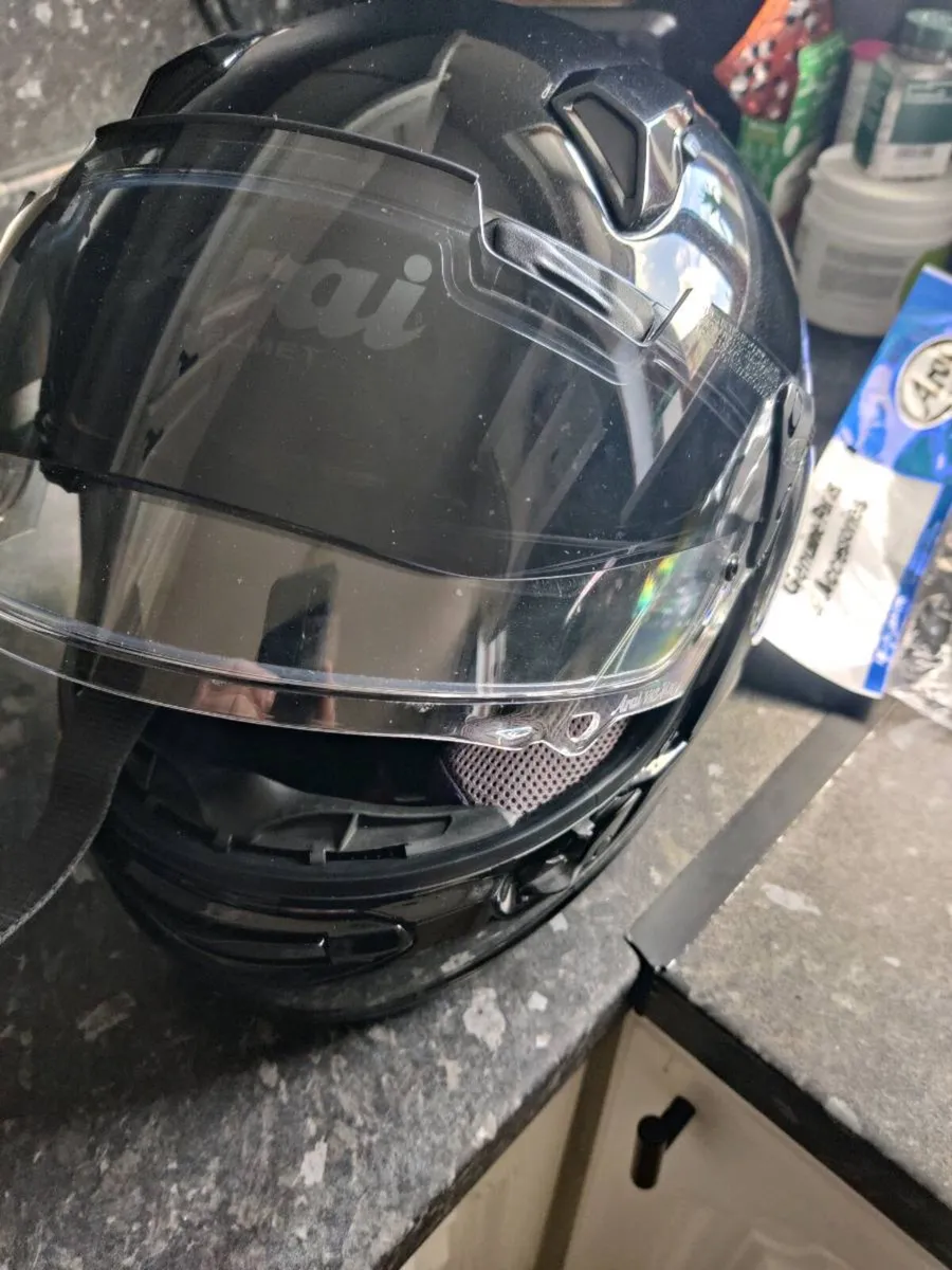 Arai pro v helmet - Image 4