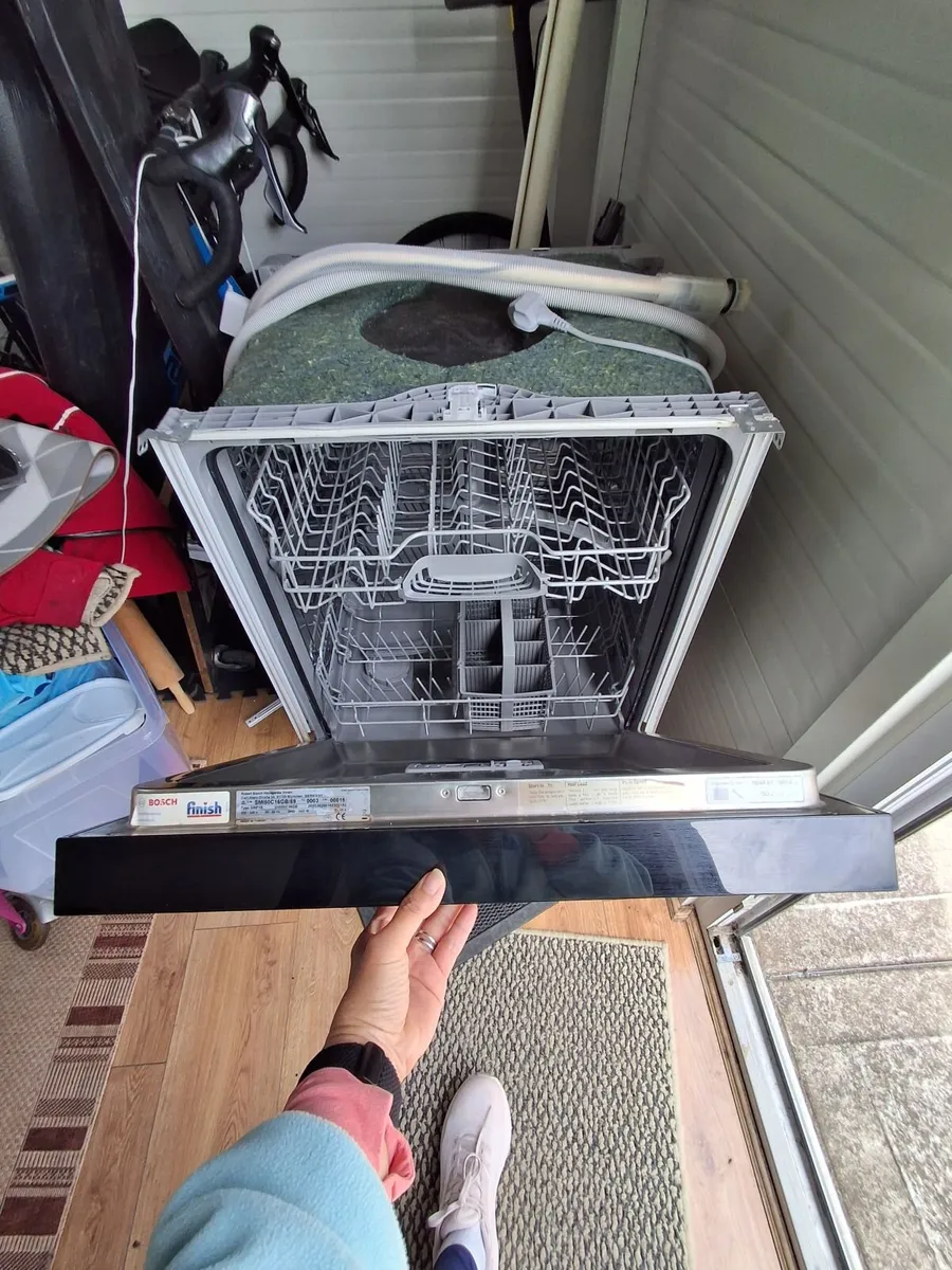 Dishwasher - Image 2