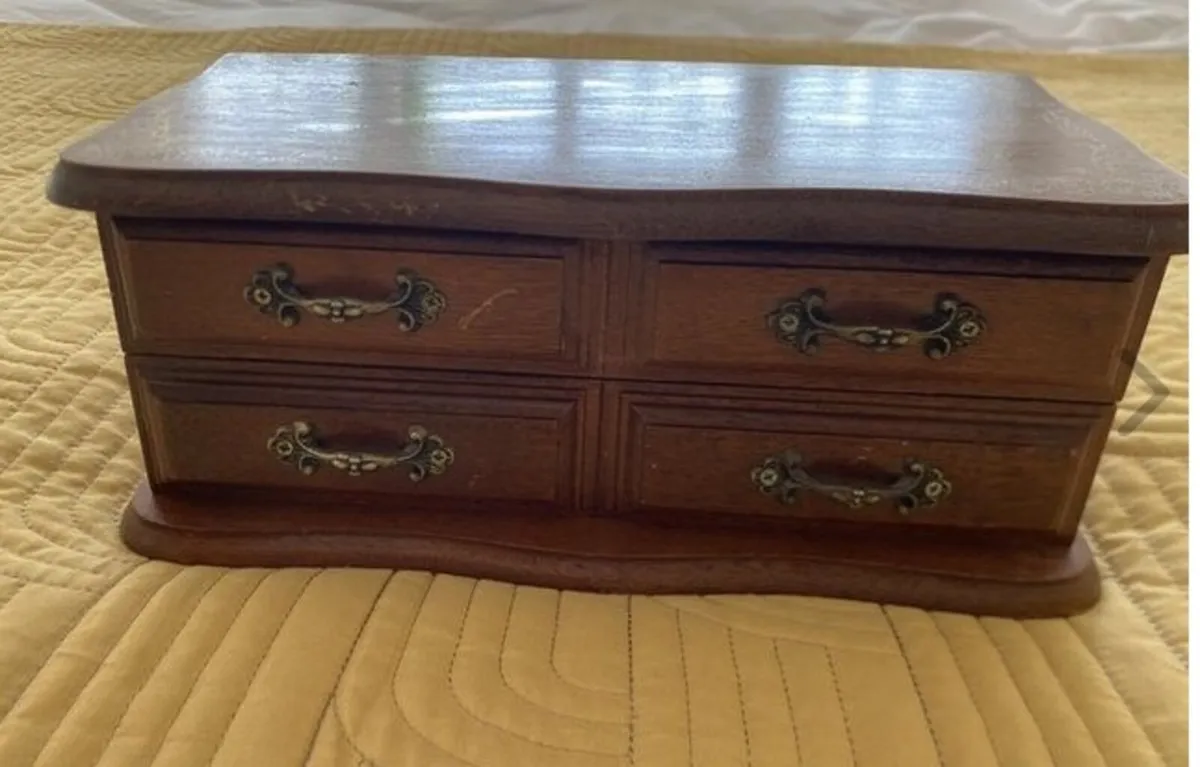 Vintage Jewellery Box - Image 2