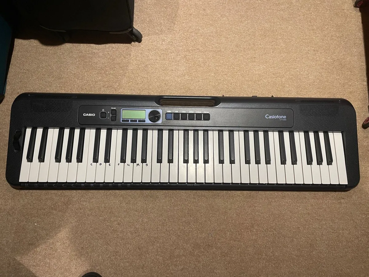 Casio Casiotone CT-S300 & Stagg X-Frame Stand - Image 3
