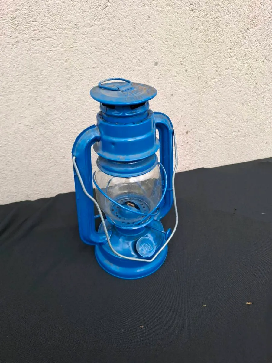 Blue storn lamp postage possible - Image 2