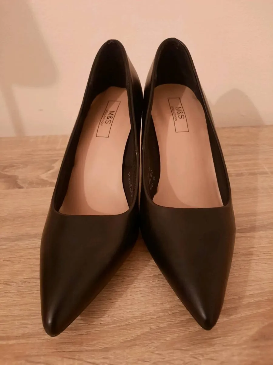 M&S black stiletto shoes - Image 1