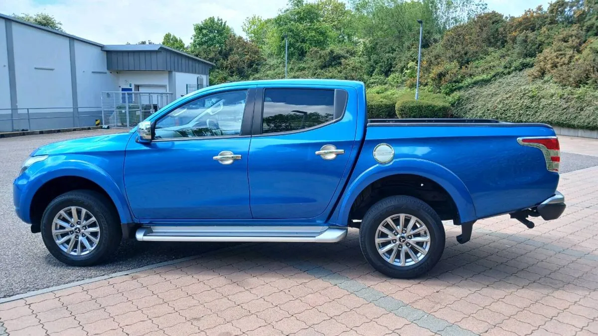 Mitsubishi L200 Automatic 4x4 Test 12-26 - Image 4