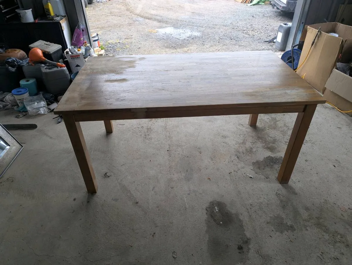 Wooden dining table - Image 1