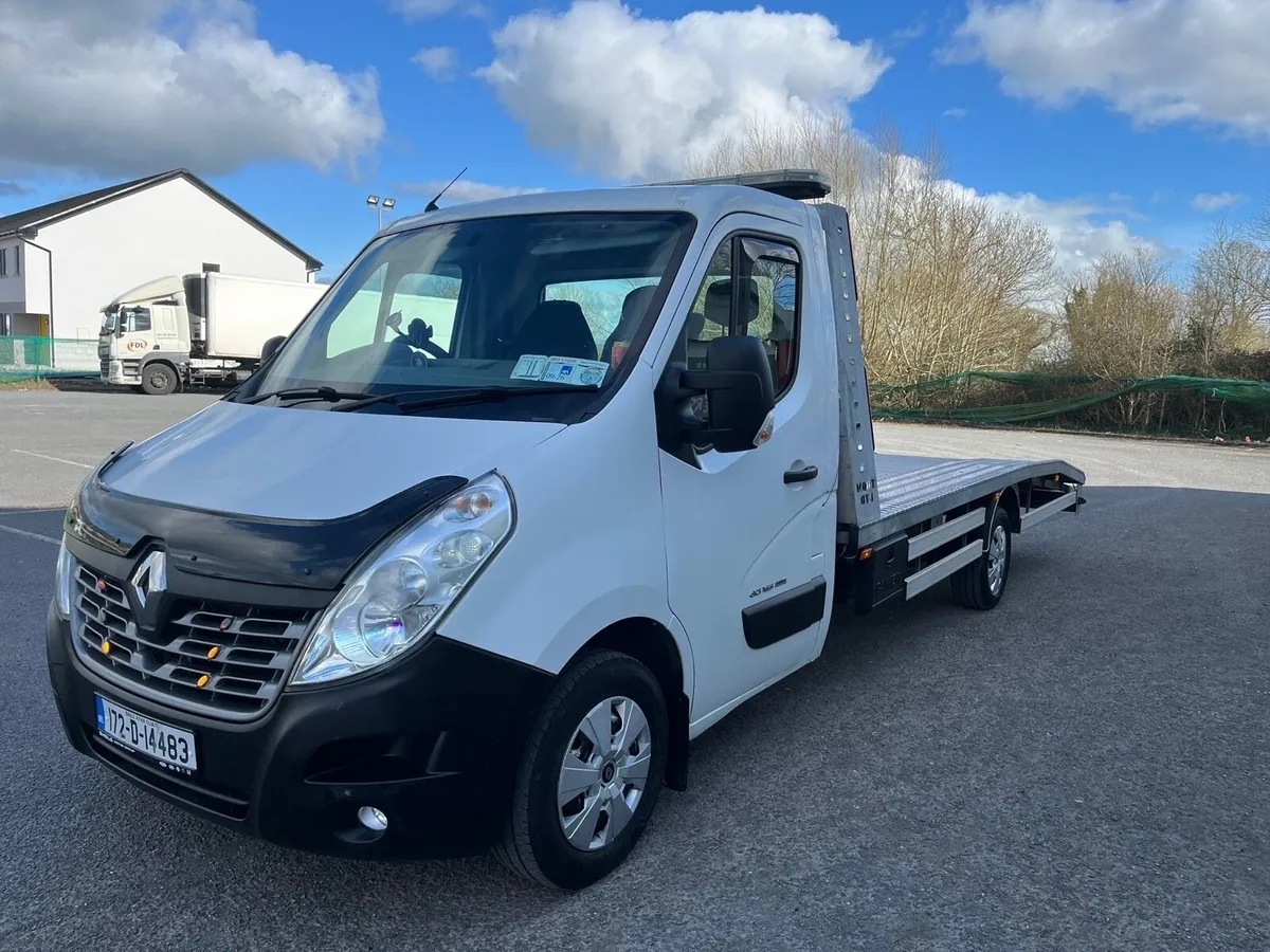 2017 Renault master - Image 2