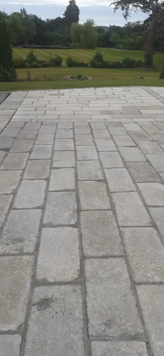 Reclaimed  Silver Granite Flagstone - Image 1
