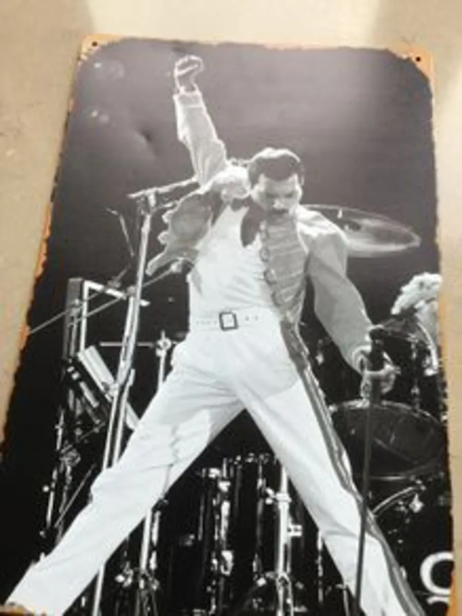 Freddie Mercury/Queen Metal Plaque