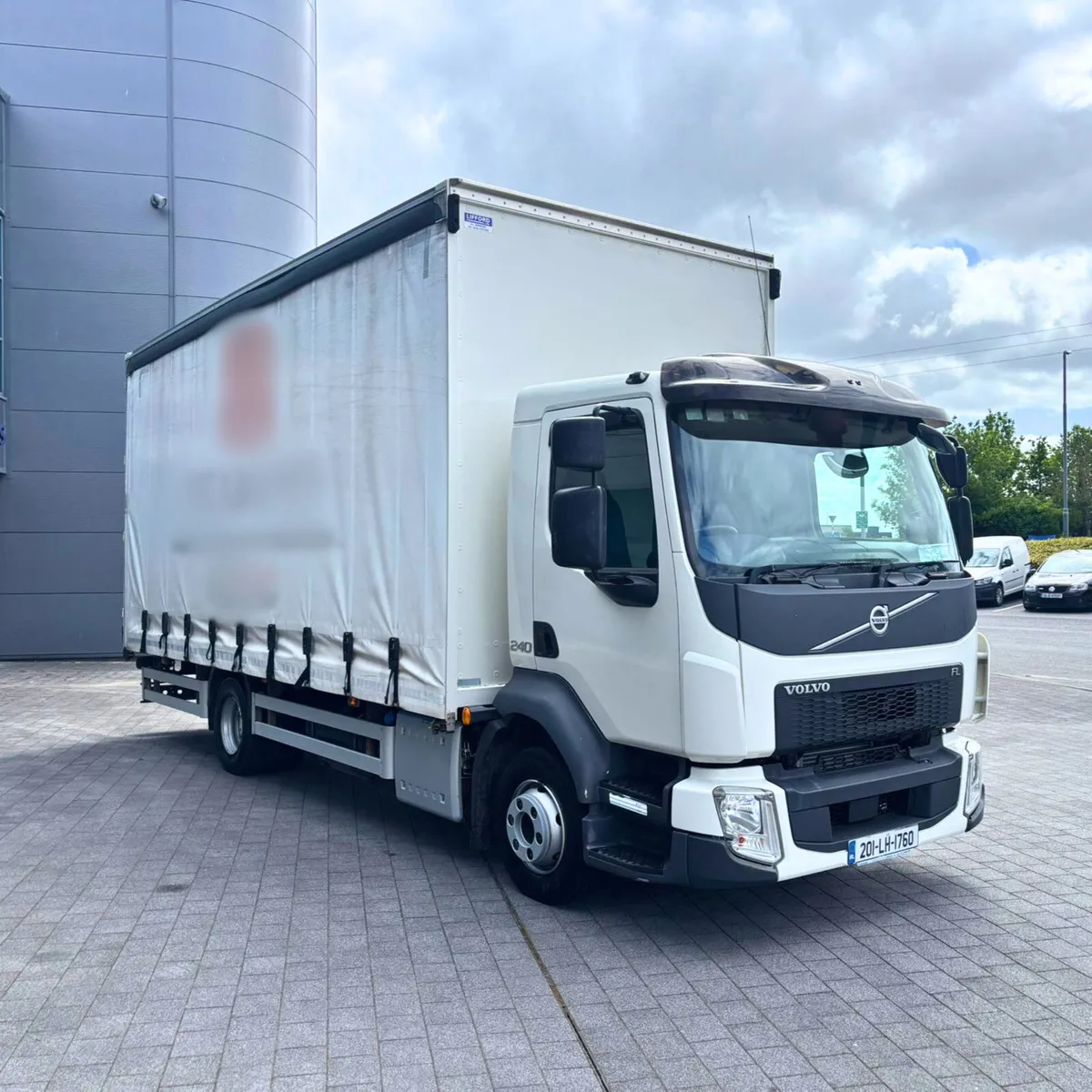 2020 Volvo FL240 - Image 4