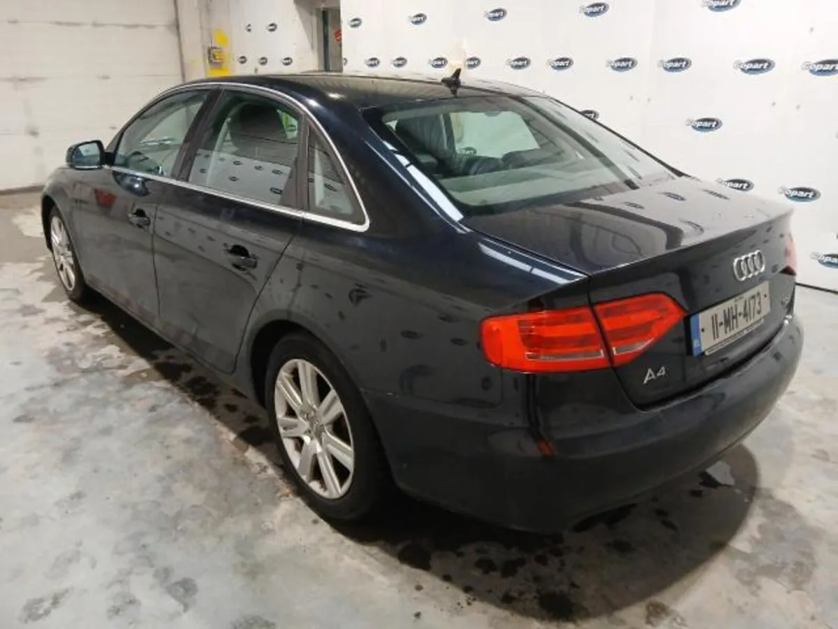2011 Audi A4 BREAKING / PARTS - Image 4