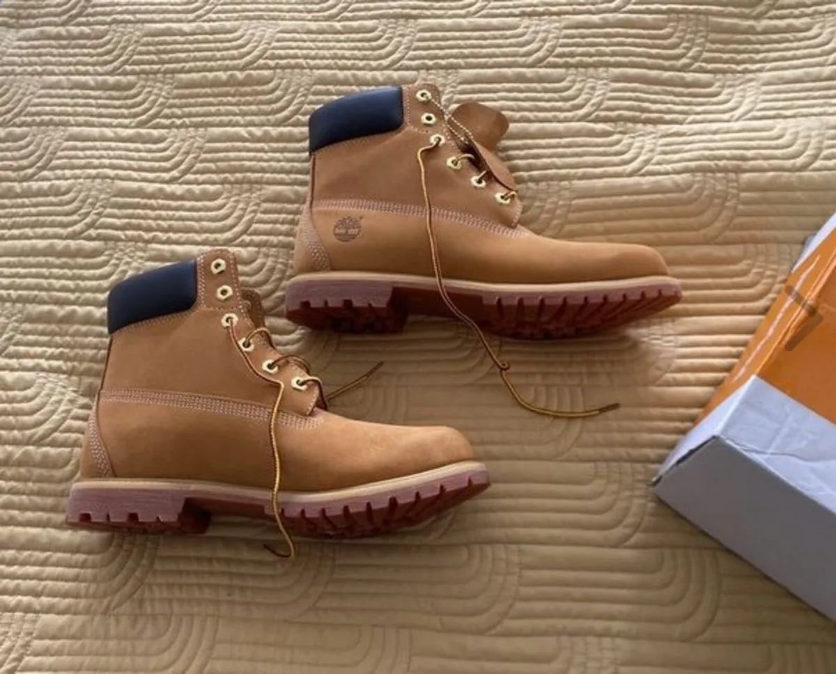 Timberland Wheat Boot Size 9UK BRAND NEW - Image 1
