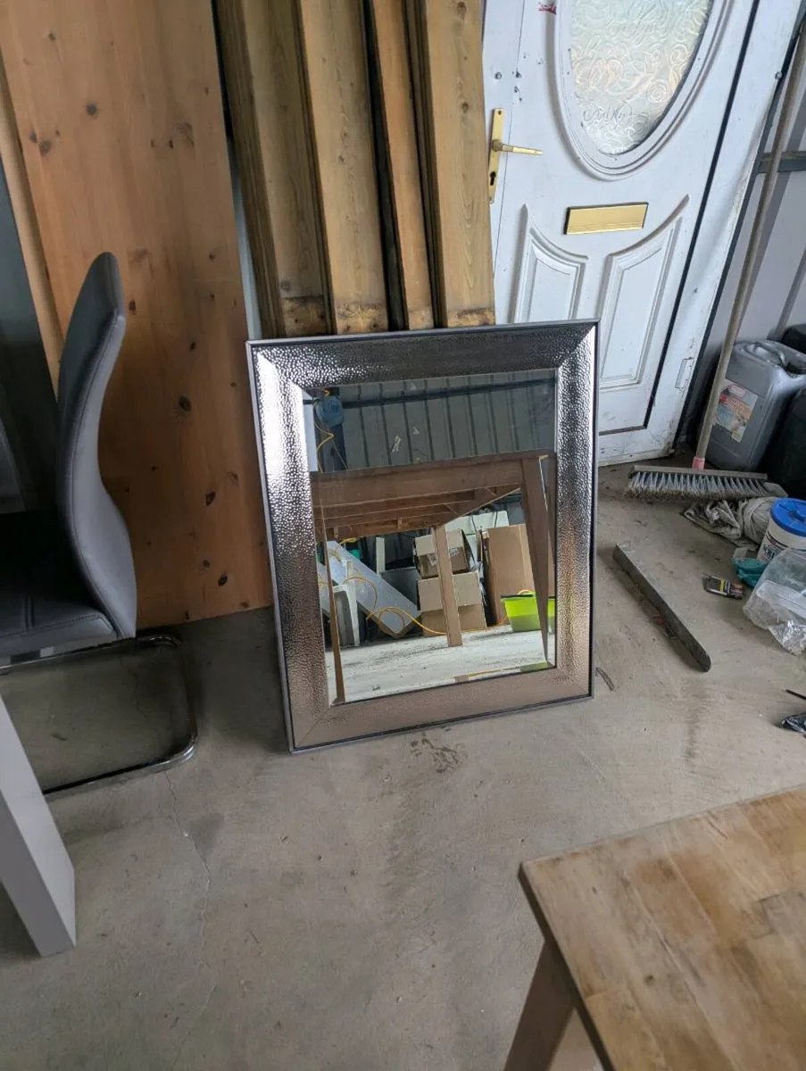 Mirror - Image 1