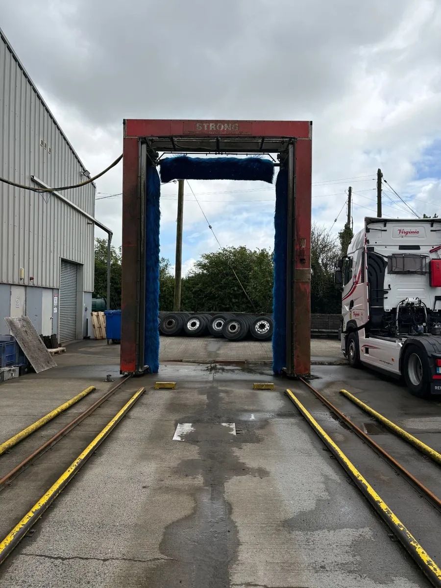 Truck Wash - Image 4