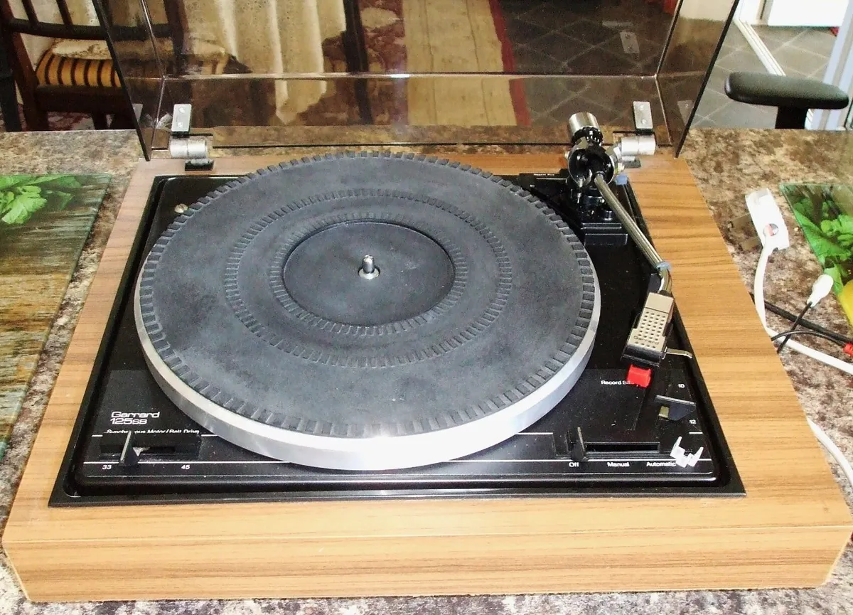 Garrard 125SB turtable with new AT91R cartridge - Image 1