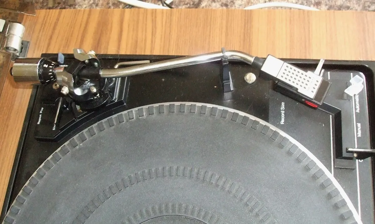 Garrard 125SB turtable with new AT91R cartridge - Image 4