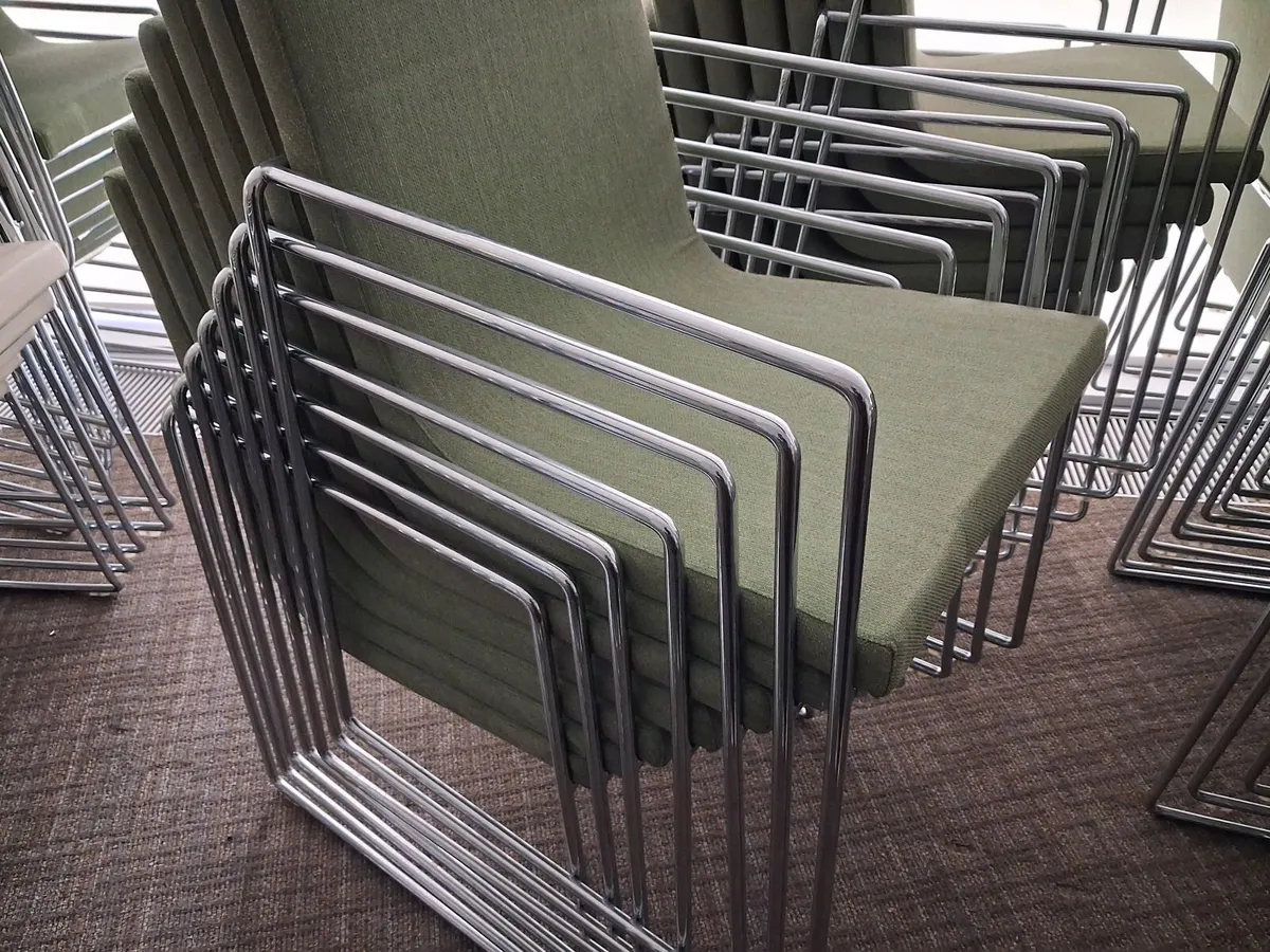 Online Auction Of Stackable Chairs - Image 3