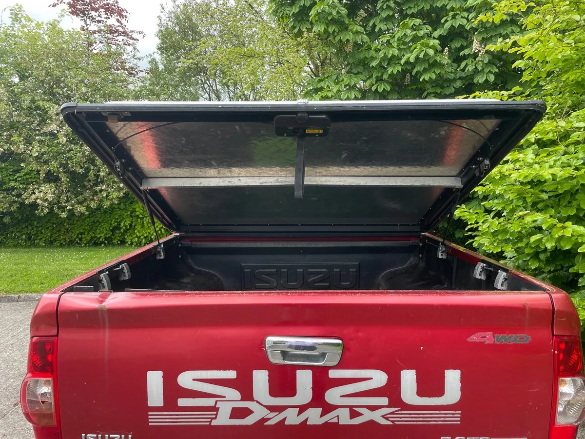 Isuzu D-Max 2011 - Image 2