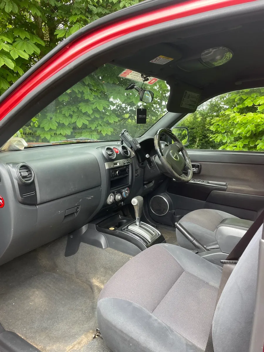Isuzu D-Max 2011 - Image 3
