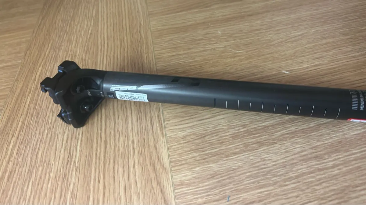 FSA SLK Carbon Seat Post - Image 3