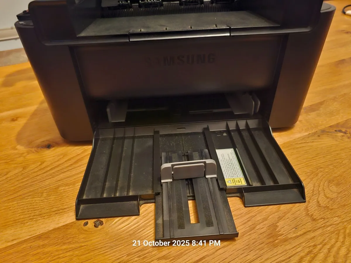 Samsung laser printer and scanner - Image 3