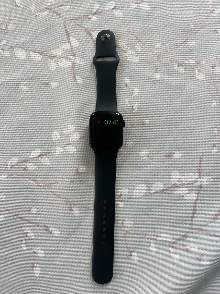 Apple Watch - Image 1