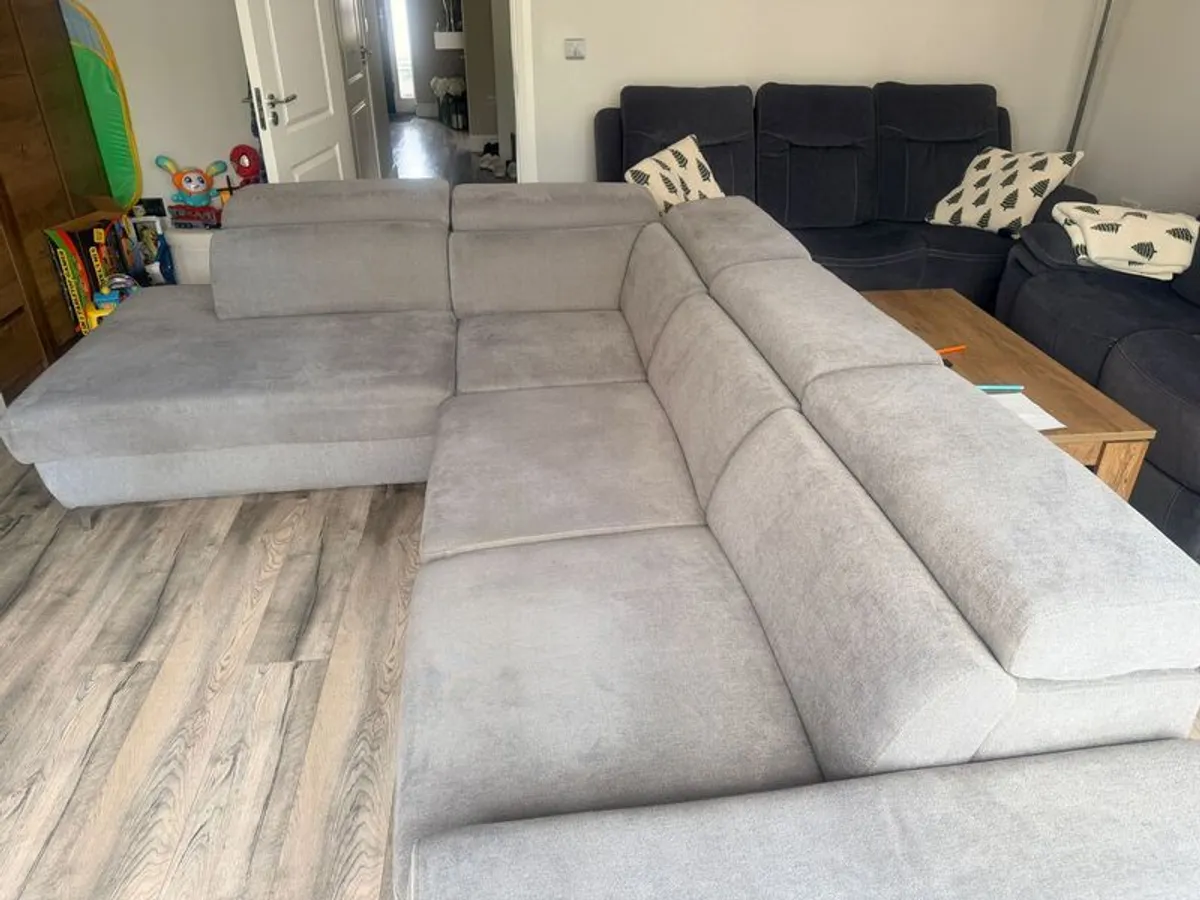 Sofa - Image 2