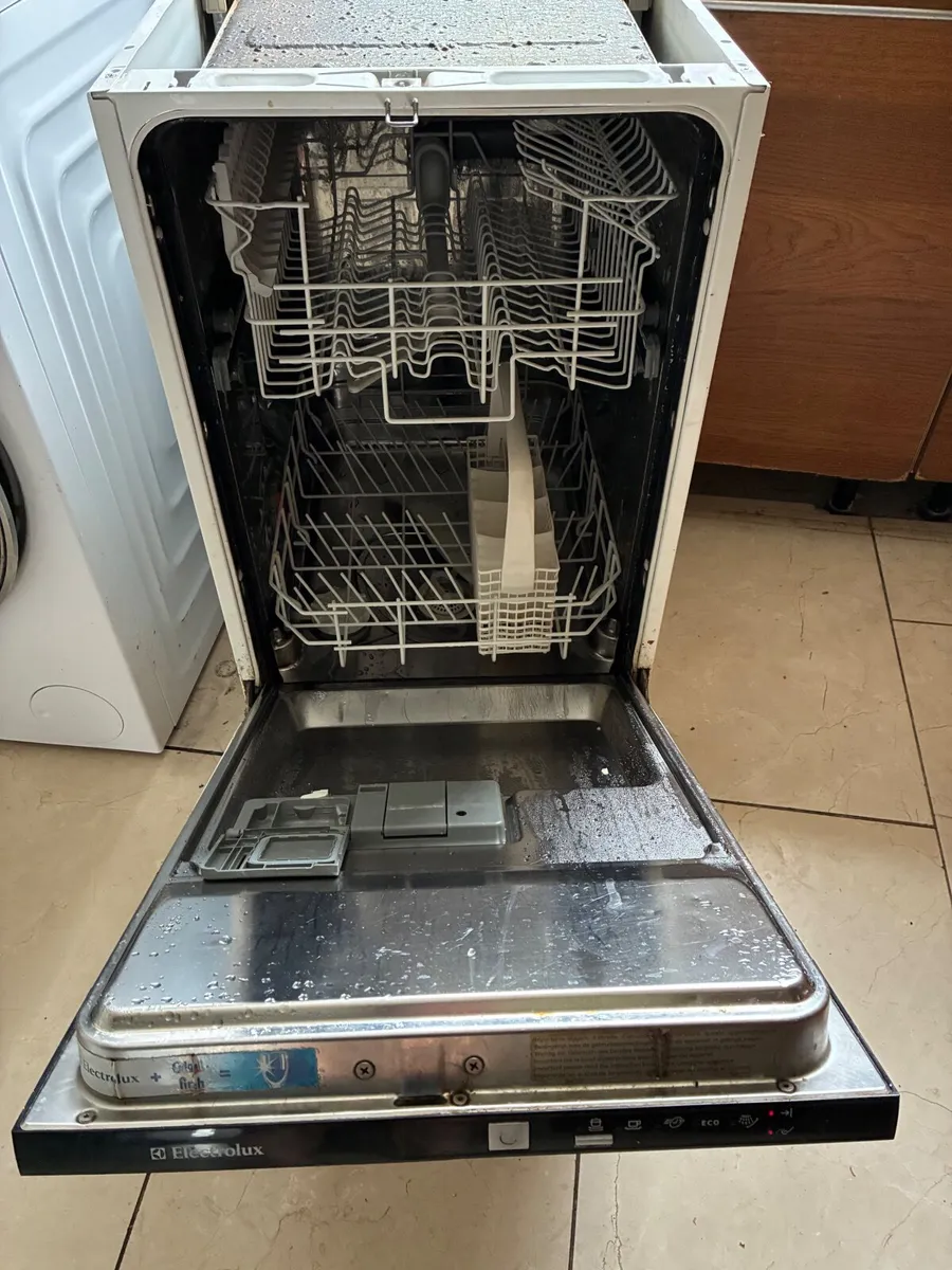 Dishwasher - Image 3
