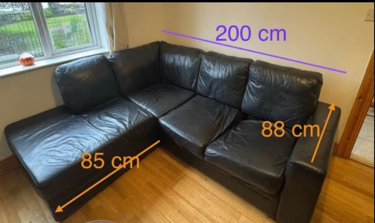 FREE Corner sofa (leather) - Image 1