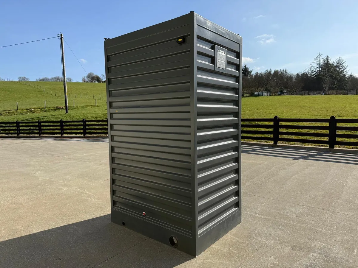 New 220V Portable Site Toilet **Online Auction** - Image 4