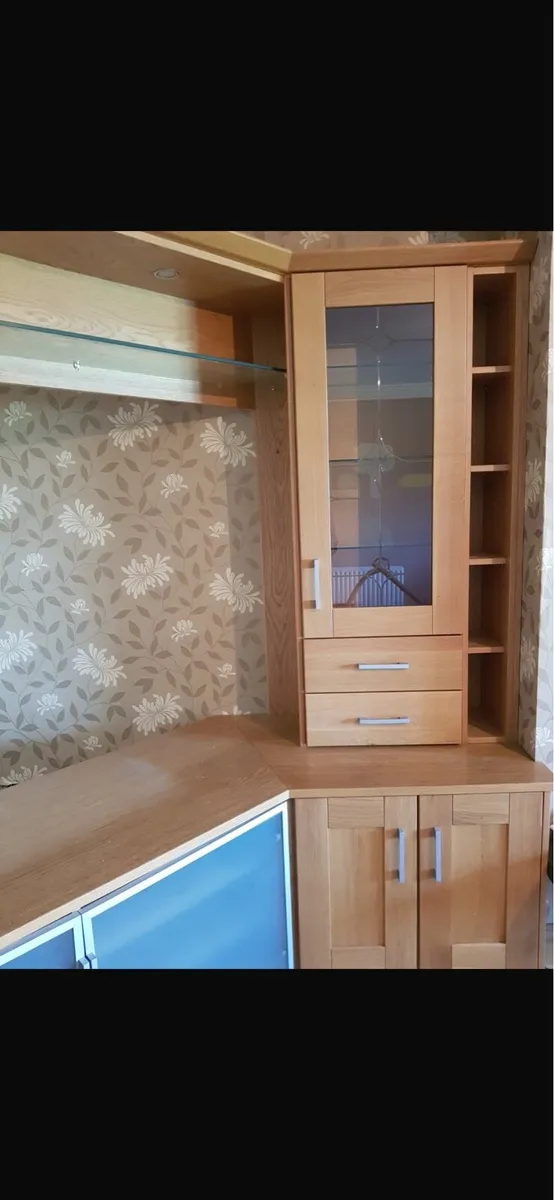 Sitting room unit - Image 4