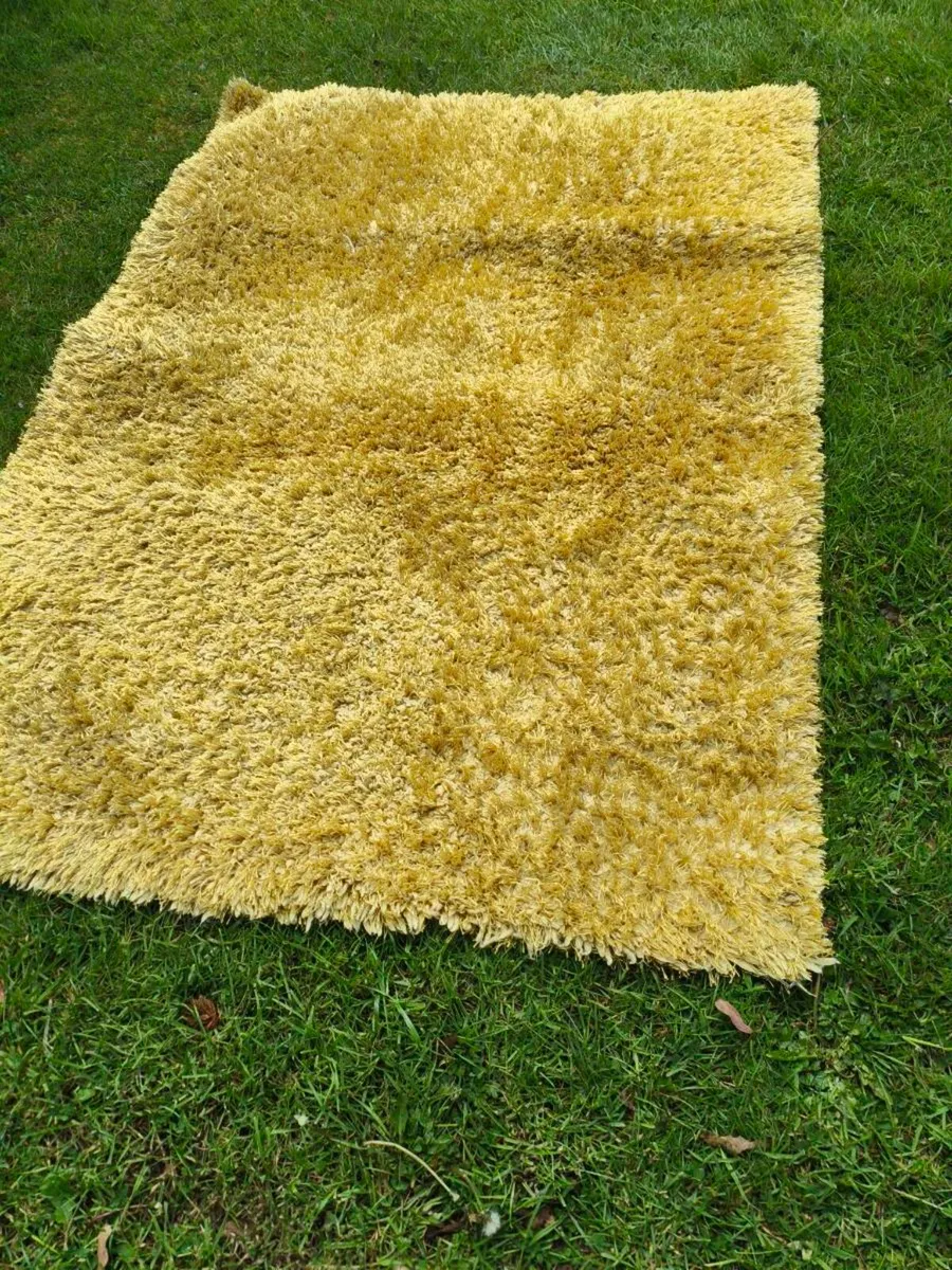 Beautiful lemon coulor rug like new 15 - Image 3