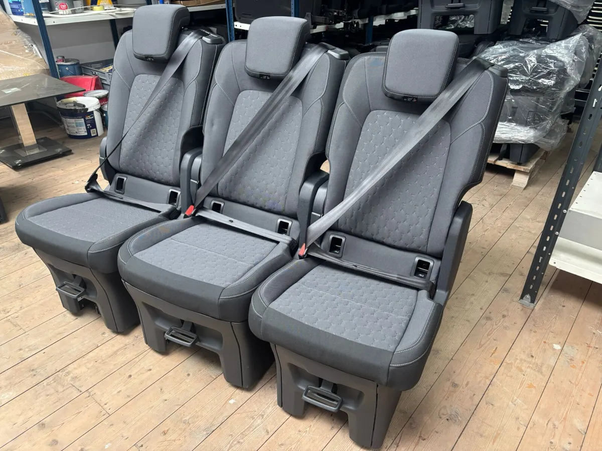Ford Tourneo Custom Seats - Image 4